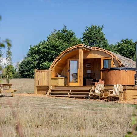 Barnhorn Glamping Villa Hooe Bagian luar foto