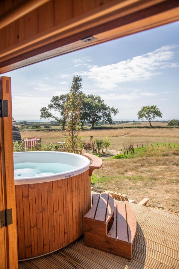 Barnhorn Glamping Villa Hooe Bagian luar foto